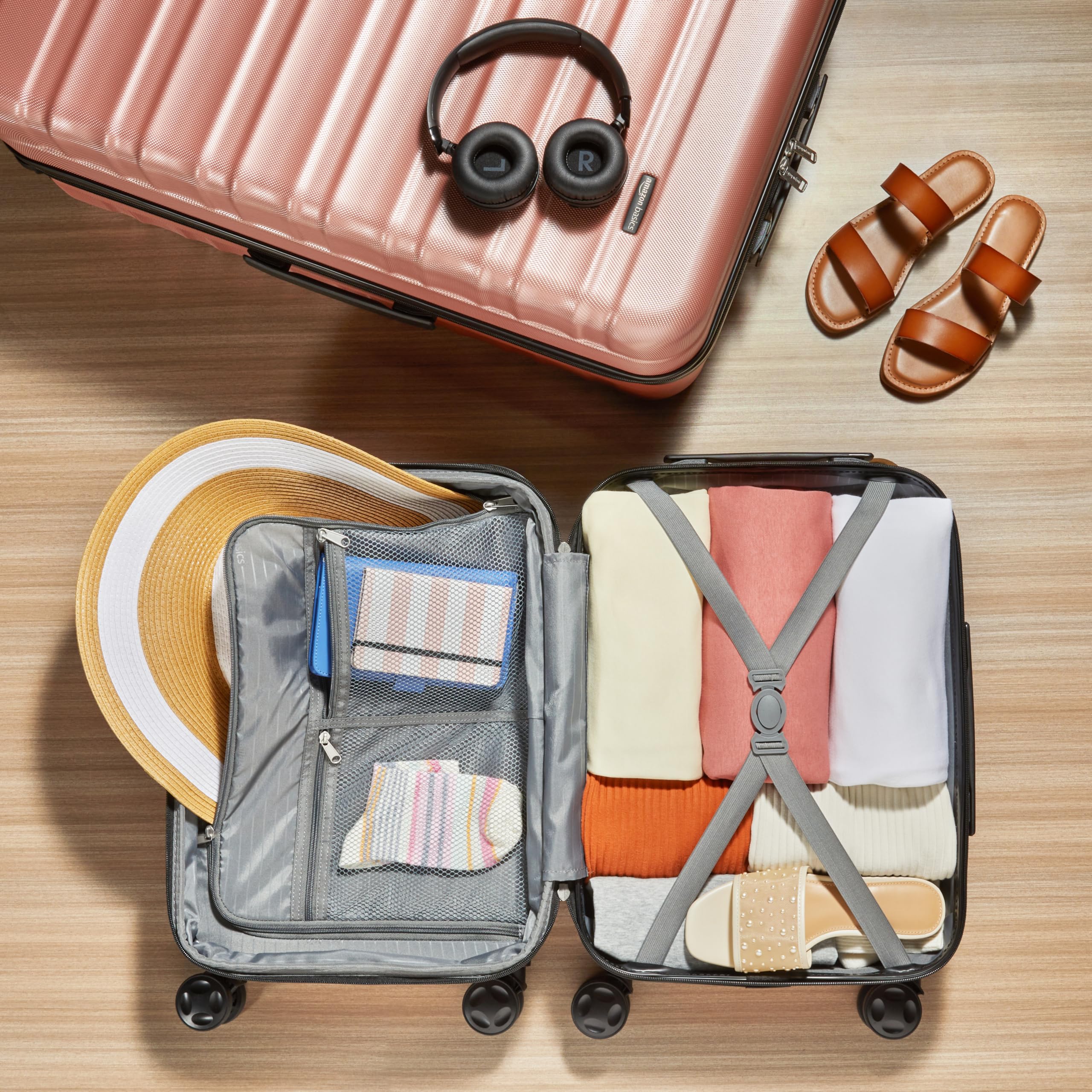Amazon Basics Hartschalen-Koffer-Set, 2 Stück Erweiterbares Gepäck-Set (55, 78 cm), Kratzfeste ABS-Schale, 4 Rollen, Roségold